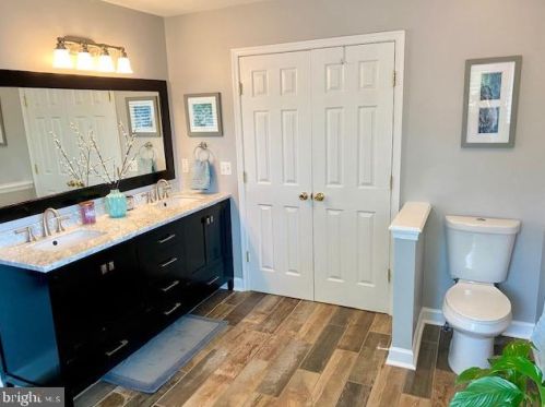 500 Rosemary Ln, Purcellville VA  20132-3274 exterior