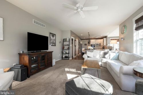 962 Marshall Dr, Pottstown PA  19465-7888 exterior