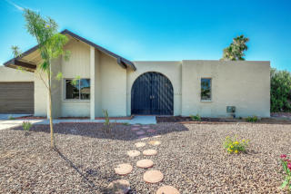948 Isabella Ave, Mesa, AZ 85210-5924