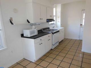 511 Essex Ave, Penn Valley PA  19072-1603 exterior