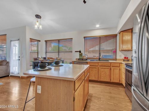 6428 Wahalla Ln, Glendale AZ 85308-5580 exterior