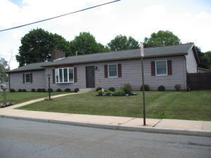 620 Vine St, Lebanon, PA 17042-6758