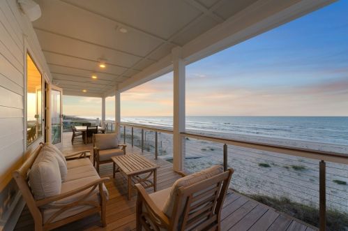 840 Gorrie Dr, Saint George Island FL  32328-2908 exterior