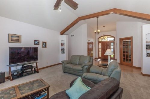 102 Legend Way, Wales, WI 53183-9539