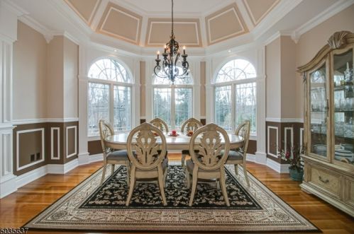 1 Mueller Pl, Warren NJ  07059-5703 exterior