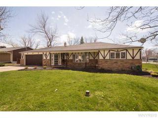 3015 Walbridge Dr, Hamburg, NY 14075-3154