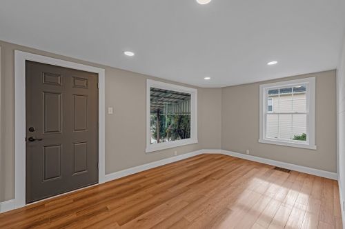 205 1st St, Bentleyville, PA 15314-1207