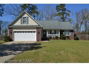 541 Woodberry Cir, Raeford, NC 28376-9185