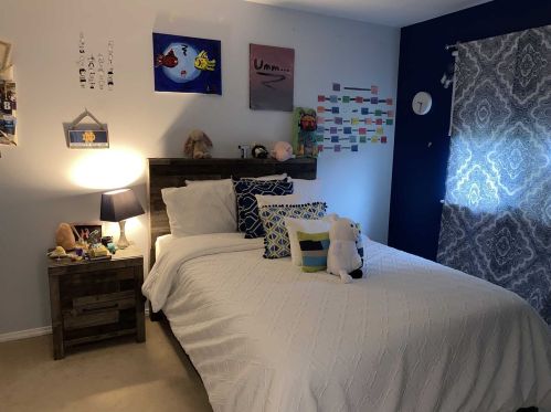 28 Larch Ct, Fishkill NY  12524-2627 exterior