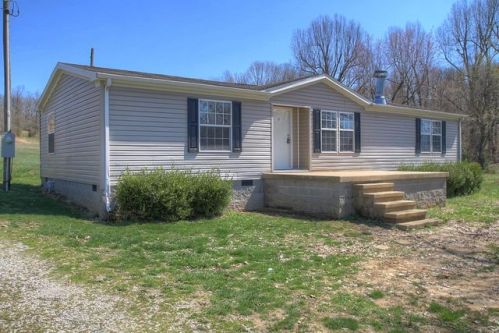 279 Walter Ln, Hanson, KY 42413-9547