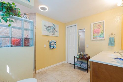 3471 Papaya St, Saint James City FL  33956-2573 exterior