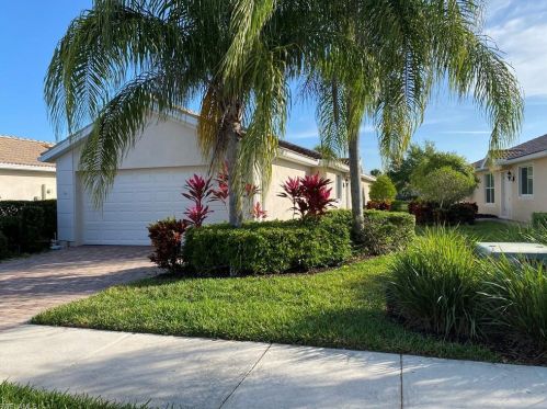 7288 Salerno Ct, Naples, FL 34114-2724