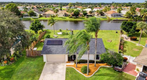 122 Parkwood Dr, West Palm Beach, FL 33411-8258