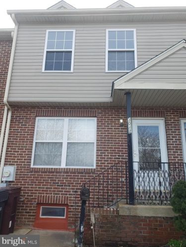 3042 Heald St, Wilmington, DE 19802-2831