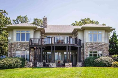 120 Massey Mill Ln, Churchville, VA 24421-2435