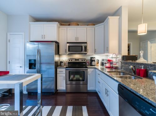 1280 Constitution Ct, Harrisonburg VA  22802-5073 exterior