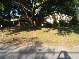 2640 Green Bay Ave, Pensacola, FL 32526-8969