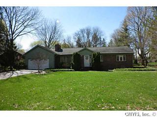 2 Cricket Ln, Fville, NY 13066-1605