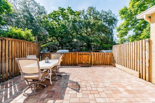 14677 Pine Glen Cir, Lutz FL  33559-3289 exterior