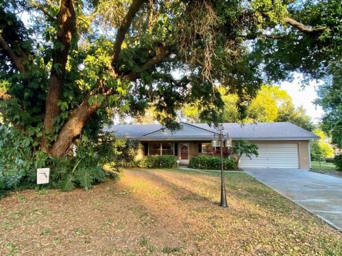 104 Pasco Rd, Winter Haven, FL 33884-1571