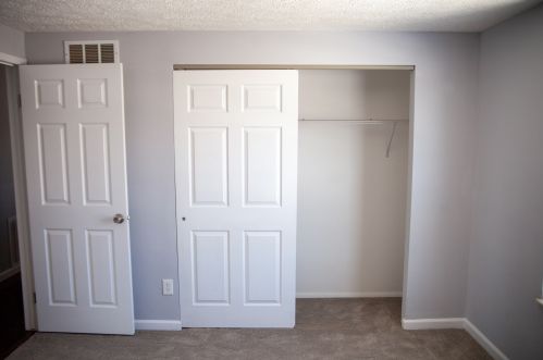 11 Bluffside Dr, Covington KY 41017-9719 exterior