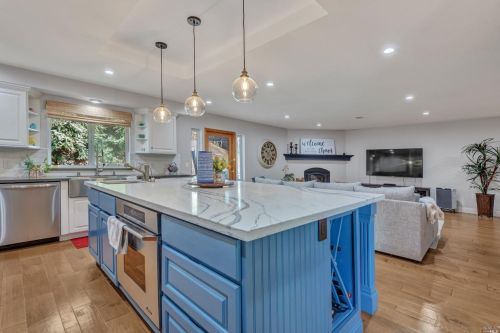 311 Dl Ct, Benicia CA 94510-2133 exterior