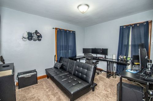 1529 Old Butler Rd, New Castle PA  16101-3133 exterior