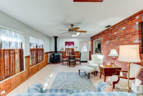 5655 Palm Ave, Daytona Beach FL 32117-3344 exterior