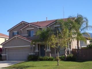 10213 Icefield Ct, Corona, CA 92883-9265