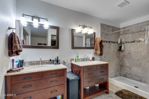 2323 Estrella Dr, Chandler AZ 85224-2522 exterior