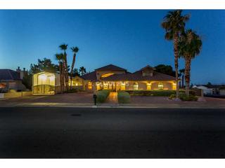 250 Fairway Rd, Henderson, NV 89015-7761