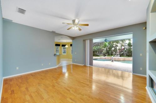 5208 Patricia Dr, Orlando FL 32819-7548 exterior