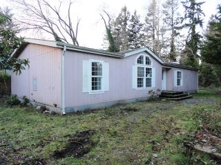 8811 128th St, Puyallup, WA 98373-5569