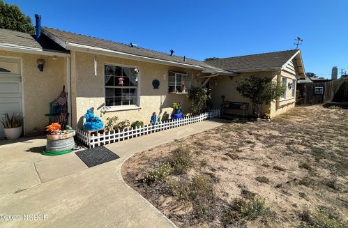 1253 Patterson Rd, Santa Maria, CA 93455-5101