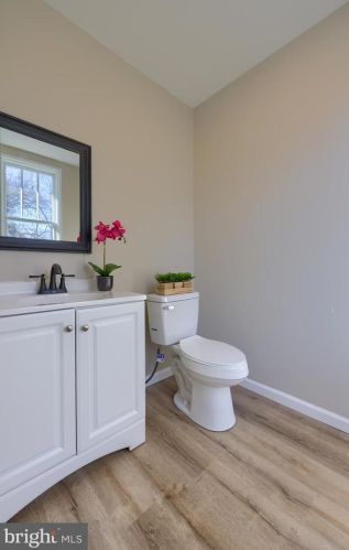 268 Walton St, Lemoyne PA  17043-2024 exterior