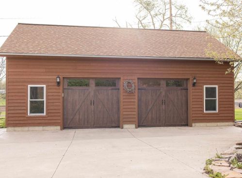 914 Bequette St, Dodgeville WI  53533-1112 exterior