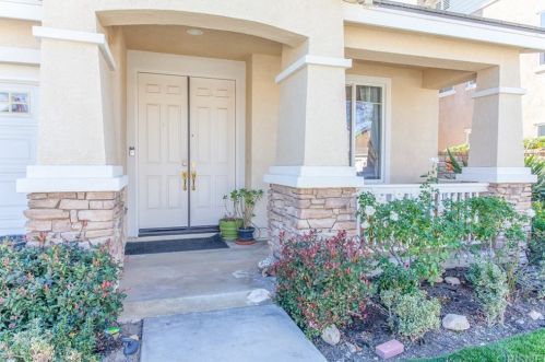 29357 Calle Primavera, Santa Clarita, CA 91354-1530