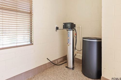 707 Woodbridge Ct, Ormond Beach FL  32174-1032 exterior