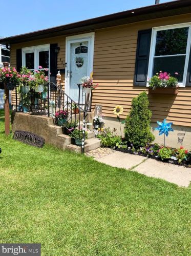 437 Bucknell Ave, Wenonah NJ  08090-1304 exterior