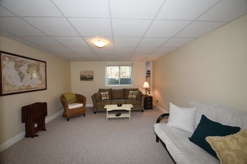 114 Greyhawk Dr, Mashpee MA 02649-4486 exterior