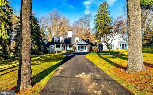 1620 Meadow Ln, Glen Mills, PA 19342-1917