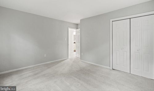 10809 Dayflower Ct, Herndon VA  20191-5109 exterior