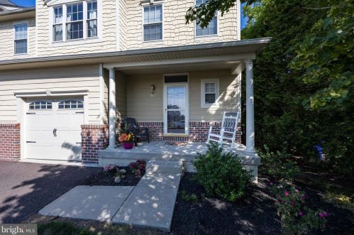 741 Sheridan St, Pottstown, PA 19464-4829