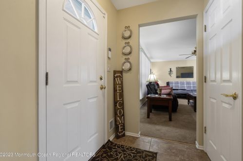 57 Thompson Bridge Rd, Jackson Twp NJ  08527-4623 exterior