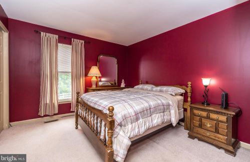 2236 Lilac Ln, Jamison PA  18929-1203 exterior