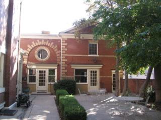 948 Logan St, Denver CO  80203-3009 exterior