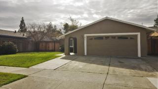 971 C St, Hollister, CA 95023-4424