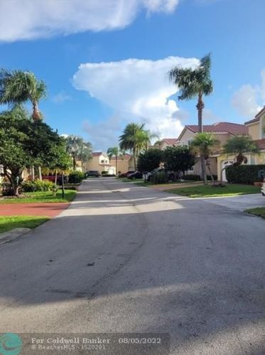 1159 6th Ct, Dania Beach, FL 33004-5406