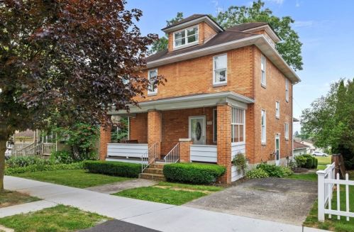 319 Catherine St, Somerset, PA 15501-1328