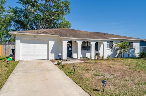2513 Tree Ridge Ln, Orlando, FL 32817-2727